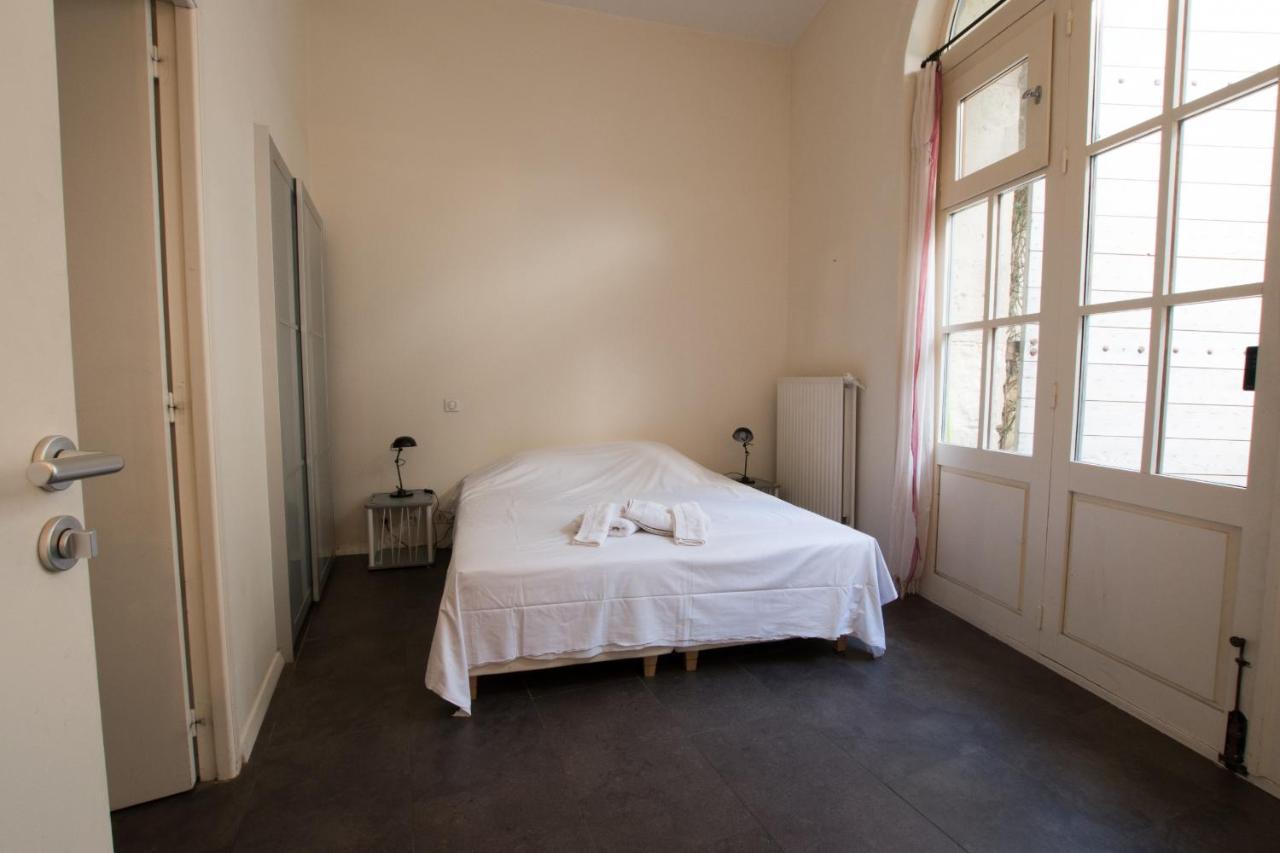 Divonne - Loft Cosy Avec Jardin Partage Daire Arles Dış mekan fotoğraf